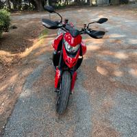 Ducati Hypermotard 950