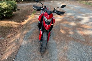 Ducati Hypermotard 950