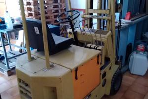 Carrello Elevatore , Muletto OM