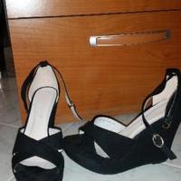 Varie sandali e ciabate donna