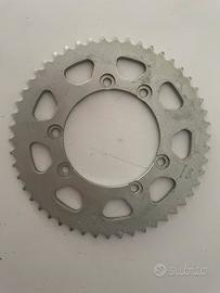 Corona a 50 denti + pignone a 12 denti