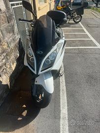 Kymco downtown 300