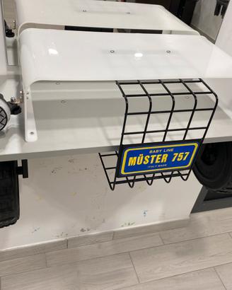 Postazione jeep bambino