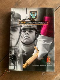 Libro accademia militare di modena
