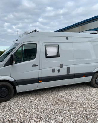 Furgone camperizzato mercedes