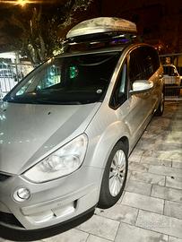 Ford smax