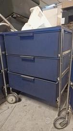 cassettiera su ruote kartell blu cobalto Citterio 