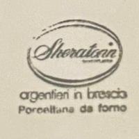 Piatti + Terrina in Pircellana