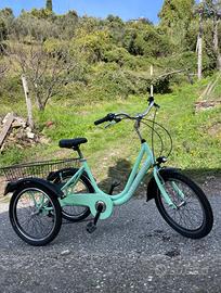 triciclo per adulti