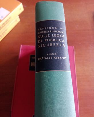 libri di giurisprudenza 