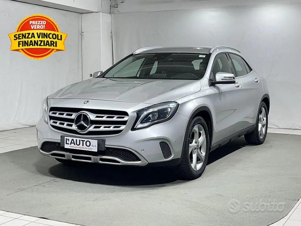 Mercedes-Benz GLA (X156)