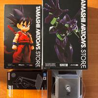 Action Figure TAMASHII NATIONS goku / evangelion