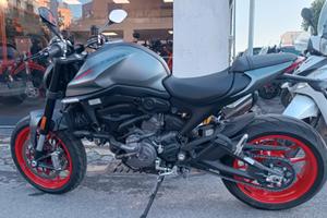 Ducati Monster 937 Plus