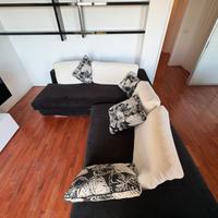 Divano angolare elegante e moderno