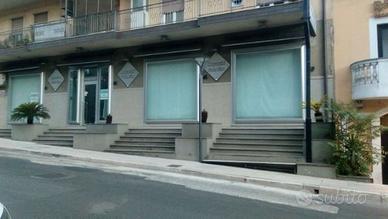 Magazzini commerciali