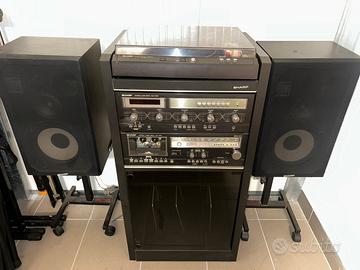 Impianto audio vintage completo di mobile