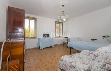 Terra Cielo in buone condizioni con garage