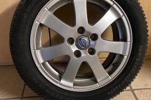 ruote  BF GOODRICH  con cerchi il lega volvo