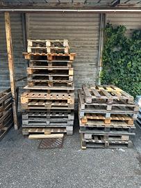 Pallet in legno usati in omaggio