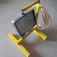Faro da lavoro con lampada led intercambiabile