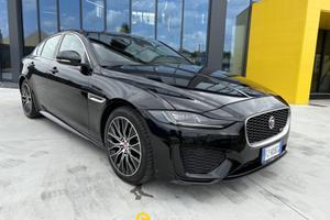 JAGUAR XE 2.0 D 180 CV aut. R-Dynamic S