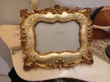 cornice dorata