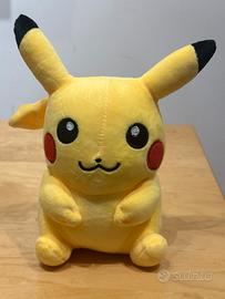 Peluche Pikachu