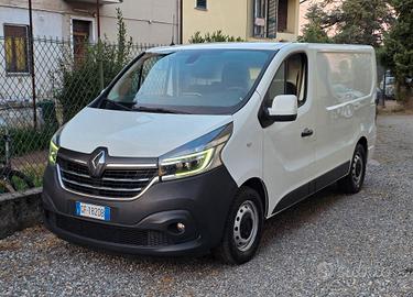 Renault trafic 2021 145 cv 