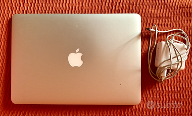 MacBook Air 13" (2017)