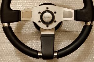 volante sportivo MOMO 