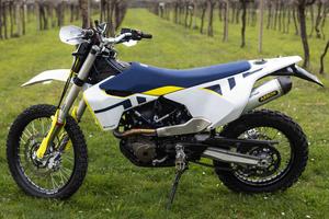 husqvarna 701 enduro (prezzo trattabile)