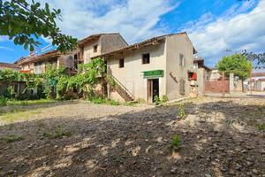 Rustico / Casale di 170 m² con 5 locali a Remanzac