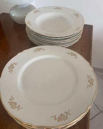 12 piatti + zuppiera VERBANO- Porcellana di Laveno
