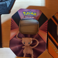 200 carte pokemon più cofanetto