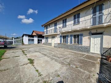 CASA SEMINDIPENDENTE A MONALE