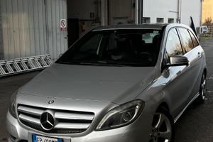 Mercedes-Benz B 180 CDI