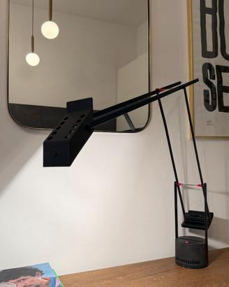 Lampada di design Tizio di Artemide - R. Sapper