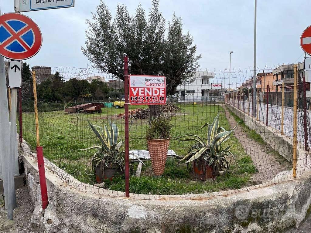 Terreno di 1100 m² a Mondragone - Vista 2