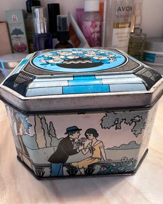 Scatola da collezione Avon Tasha vintage anni70/80