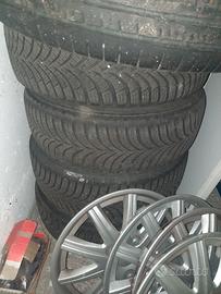 gomme su cerchi 175/65 14 attacco peugeot
