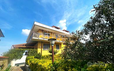 TRILOCALE CON TERRAZZO IN CONTESTO RESIDENZIALE