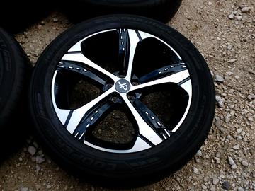 CERCHI E GOMME 19 ORIGINALI DR COD:1680