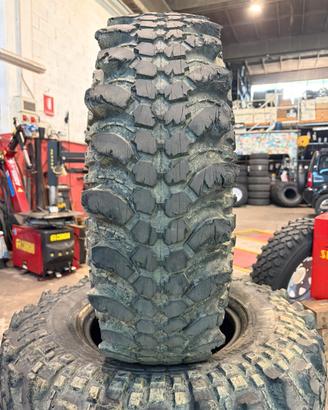 35 x 10.50 R 16 Silverstone 30% residuo