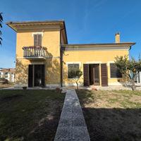 Gioiellino, panoramica e con giardino