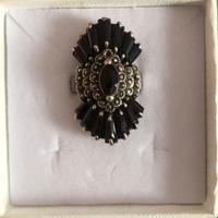 Anello granati e marcasiti