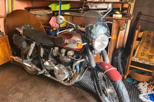 Moto Triumph Bonneville T100 -2008