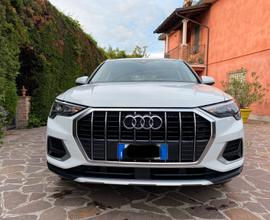Audi q3 35 2.0 tdi business advanced s-tronic