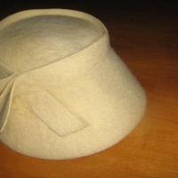 Cappellino donna anni '50