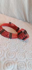 collana e bracciale rigidi
