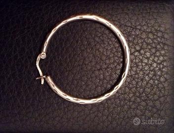 Orecchino singolo: cerchietto di argento 925
